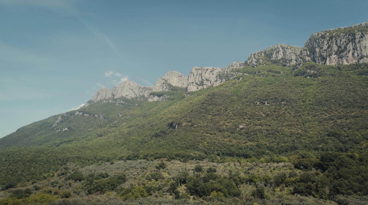 panorama-of-sele-plain
