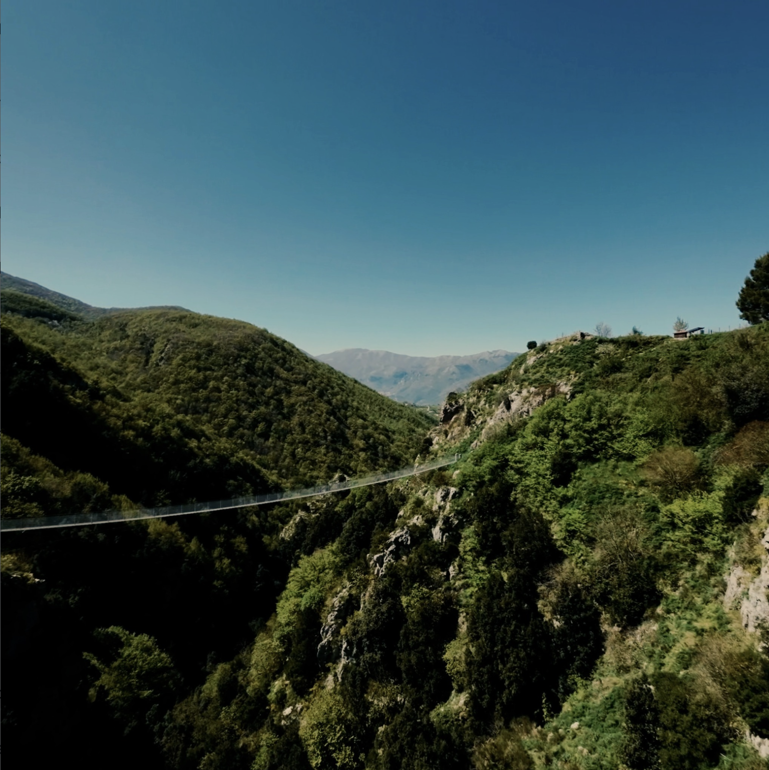 Ponte_tibetano_Laviano_Piana_del_Sele_Salerno_Campania_Italia