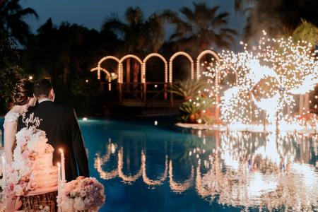 Romantic wedding photography, a reportage of the bride and groom by Oleandri Wedding.