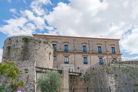 Vallo_di_Diano_Teggiano_Castello