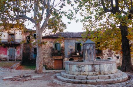 Roscigno Vecchia.