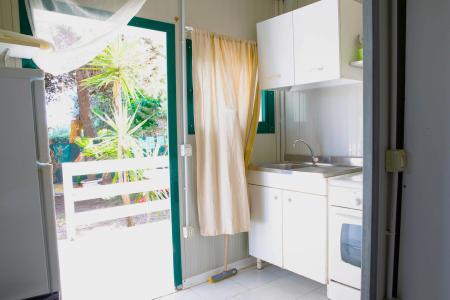 L'interno del bungalow economy.